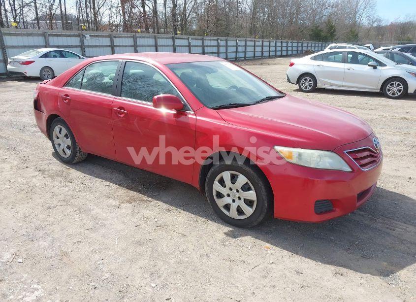 2010 Toyota Camry LE (VIN 4T1BF3EK0AU054505) main photo