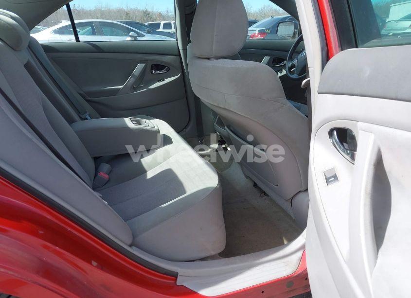 Photo 8 of 2010 Toyota Camry LE (VIN 4T1BF3EK0AU054505)