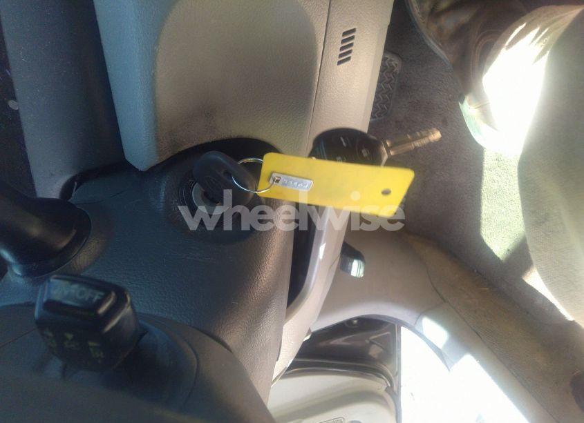 Photo 11 of 2010 Toyota Camry XLE (VIN 4T1BF3EK0AU054746)