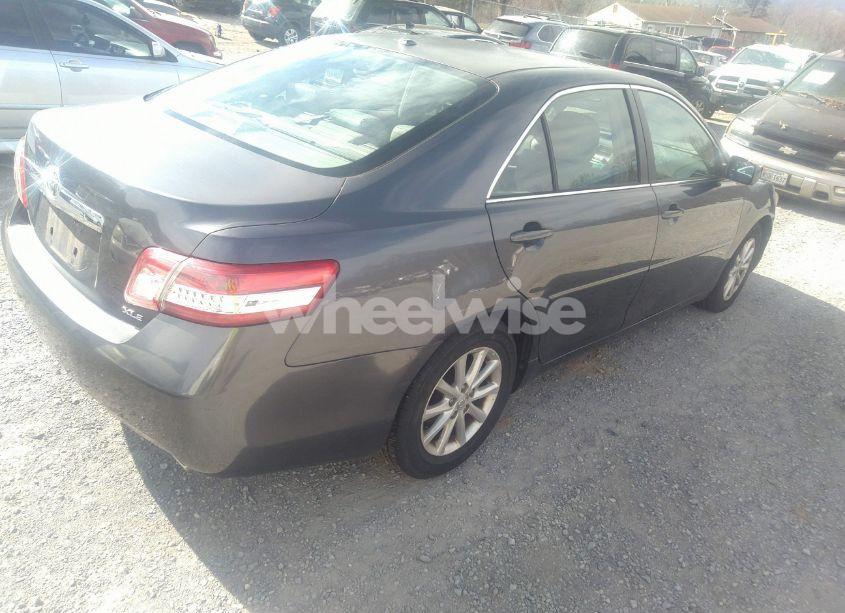 Photo 4 of 2010 Toyota Camry XLE (VIN 4T1BF3EK0AU054746)