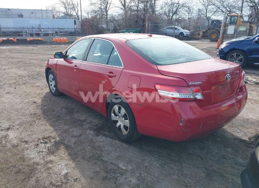 Photo 3 of 2010 Toyota Camry LE (VIN 4T1BF3EK0AU060742)