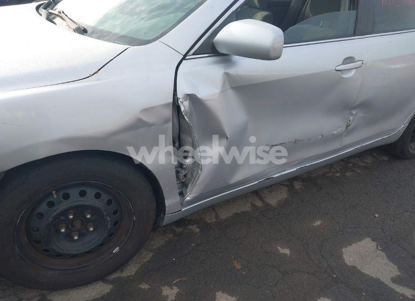 Photo 12 of 2010 Toyota Camry LE (VIN 4T1BF3EK0AU066640)