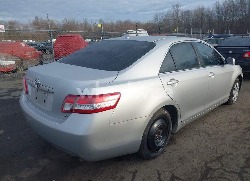Photo 4 of 2010 Toyota Camry LE (VIN 4T1BF3EK0AU066640)