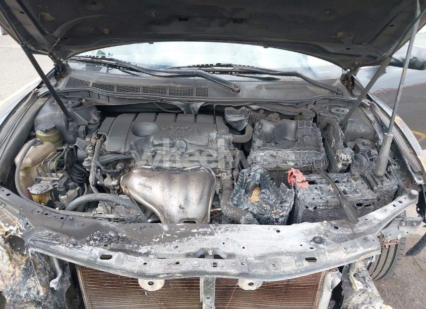 Photo 10 of 2010 Toyota Camry SE (VIN 4T1BF3EK0AU070767)