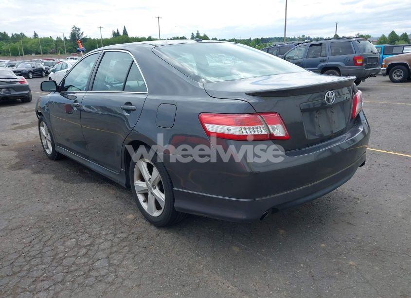 Photo 3 of 2010 Toyota Camry SE (VIN 4T1BF3EK0AU070767)