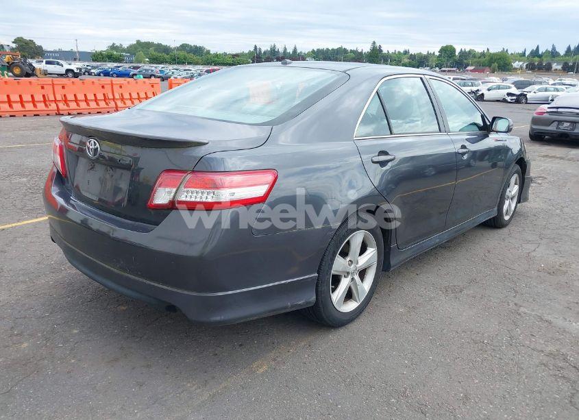 Photo 4 of 2010 Toyota Camry SE (VIN 4T1BF3EK0AU070767)