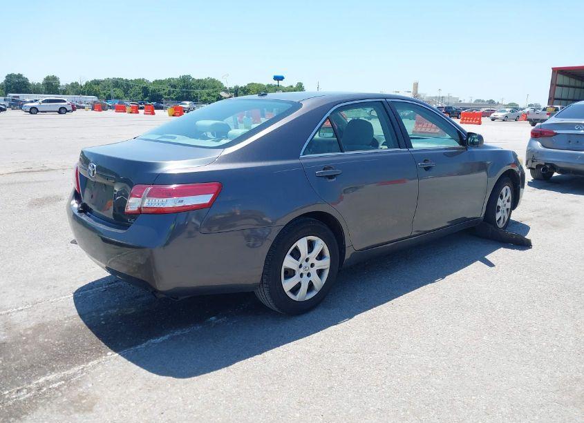 Photo 4 of 2010 Toyota Camry LE (VIN 4T1BF3EK0AU096799)