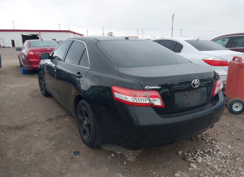 Photo 3 of 2010 Toyota Camry (VIN 4T1BF3EK0AU107123)