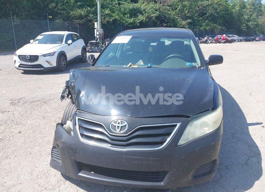 Photo 13 of 2010 Toyota Camry LE (VIN 4T1BF3EK0AU107932)