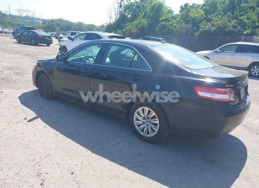 Photo 3 of 2010 Toyota Camry LE (VIN 4T1BF3EK0AU107932)