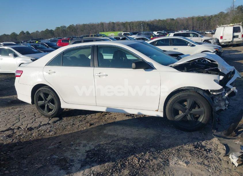 Photo 13 of 2010 Toyota Camry SE (VIN 4T1BF3EK0AU513645)