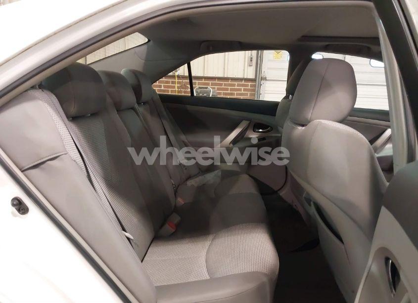 Photo 8 of 2010 Toyota Camry SE (VIN 4T1BF3EK0AU519591)