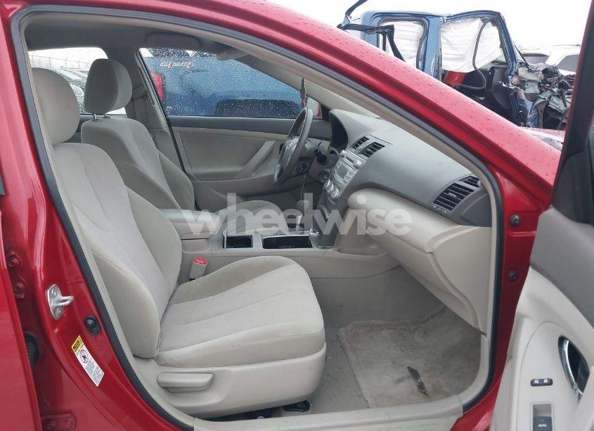 Photo 5 of 2010 Toyota Camry LE (VIN 4T1BF3EK0AU520854)