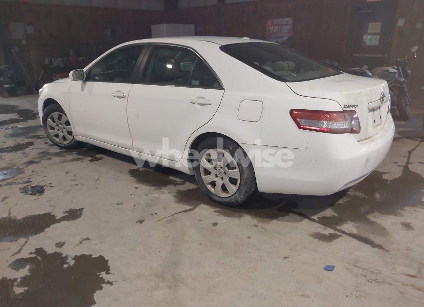 Photo 3 of 2010 Toyota Camry LE (VIN 4T1BF3EK0AU523754)
