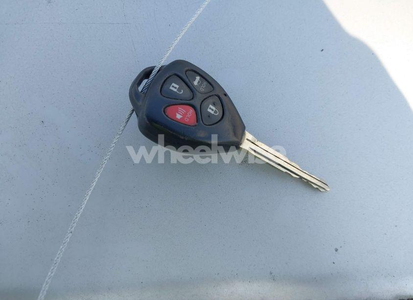 Photo 11 of 2010 Toyota Camry LE (VIN 4T1BF3EK0AU527996)