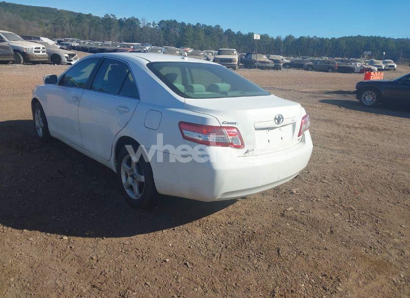 Photo 3 of 2010 Toyota Camry LE (VIN 4T1BF3EK0AU527996)