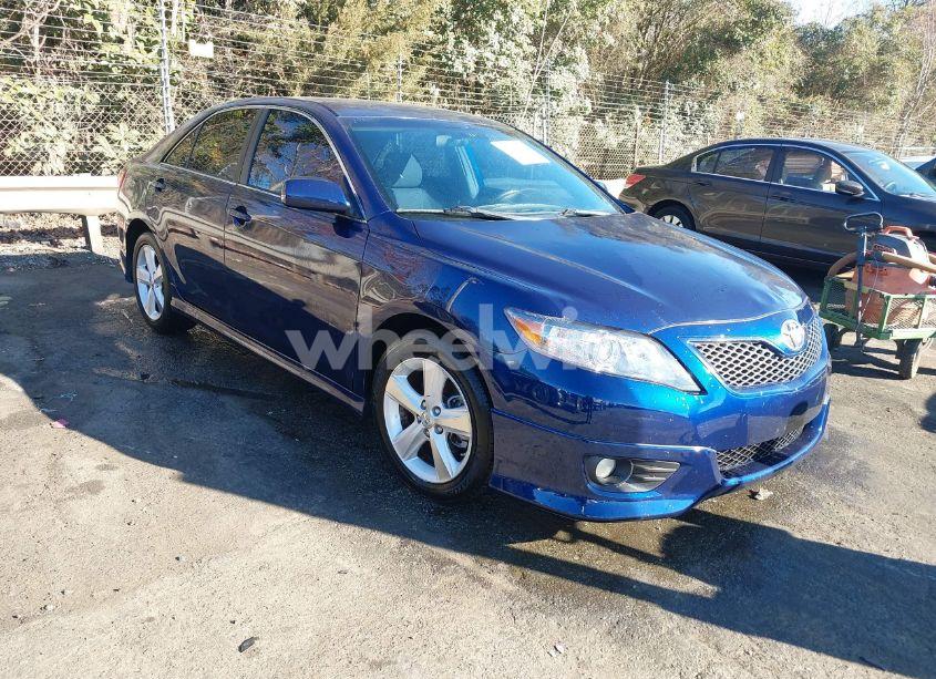 2010 Toyota Camry SE (VIN 4T1BF3EK0AU545852) main photo