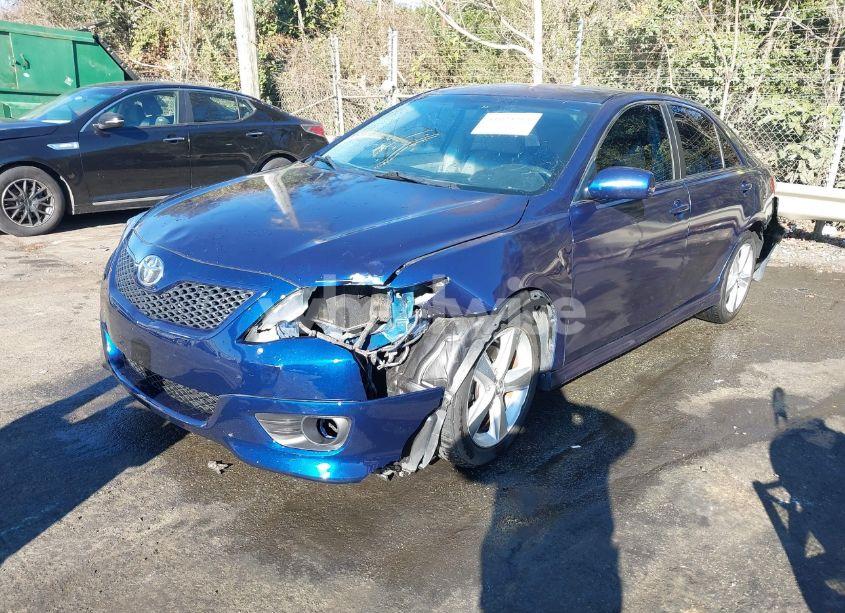 Photo 2 of 2010 Toyota Camry SE (VIN 4T1BF3EK0AU545852)