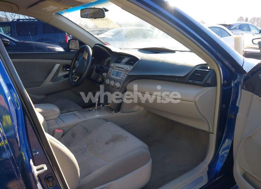 Photo 5 of 2010 Toyota Camry SE (VIN 4T1BF3EK0AU545852)