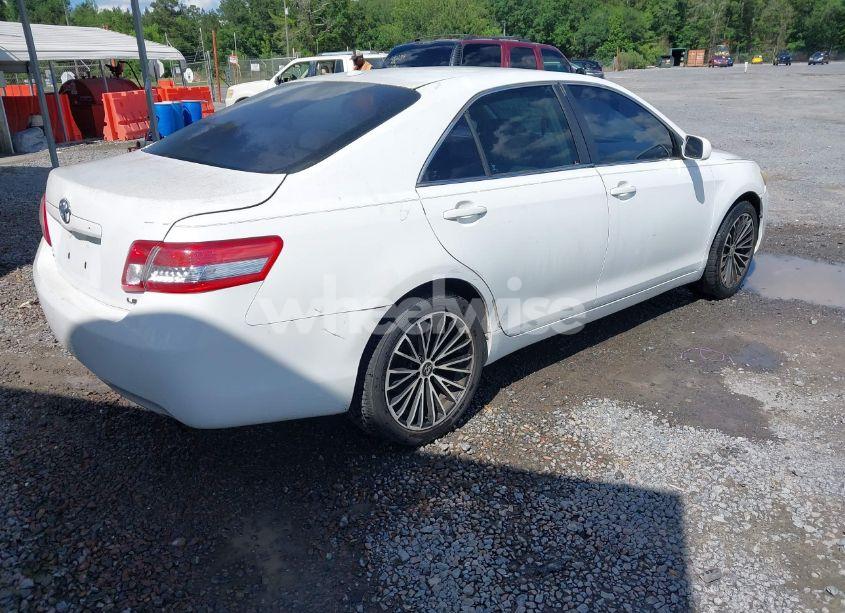 Photo 4 of 2010 Toyota Camry LE (VIN 4T1BF3EK0AU559749)