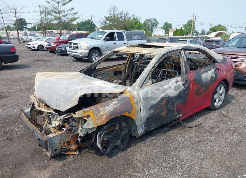 Photo 2 of 2010 Toyota Camry SE (VIN 4T1BF3EK0AU565339)