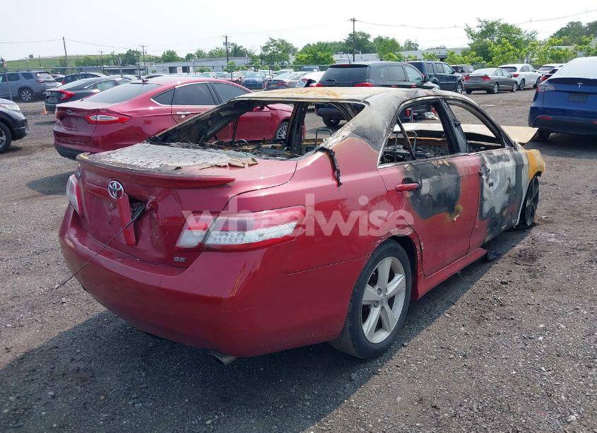 Photo 4 of 2010 Toyota Camry SE (VIN 4T1BF3EK0AU565339)