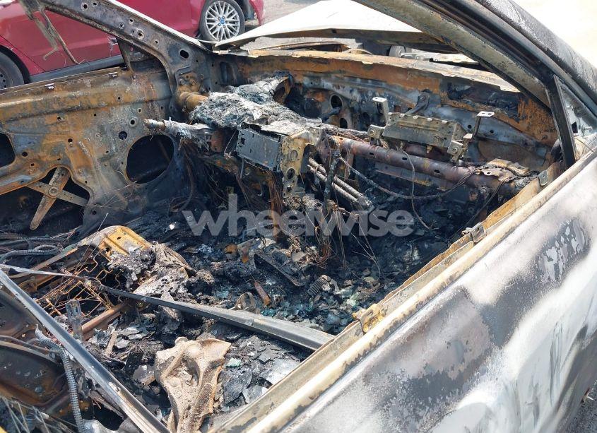 Photo 5 of 2010 Toyota Camry SE (VIN 4T1BF3EK0AU565339)