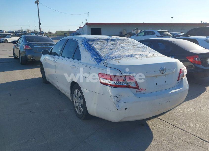 Photo 3 of 2010 Toyota Camry LE (VIN 4T1BF3EK0AU573182)