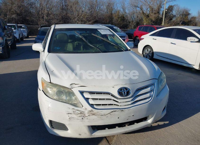 Photo 6 of 2010 Toyota Camry LE (VIN 4T1BF3EK0AU573182)
