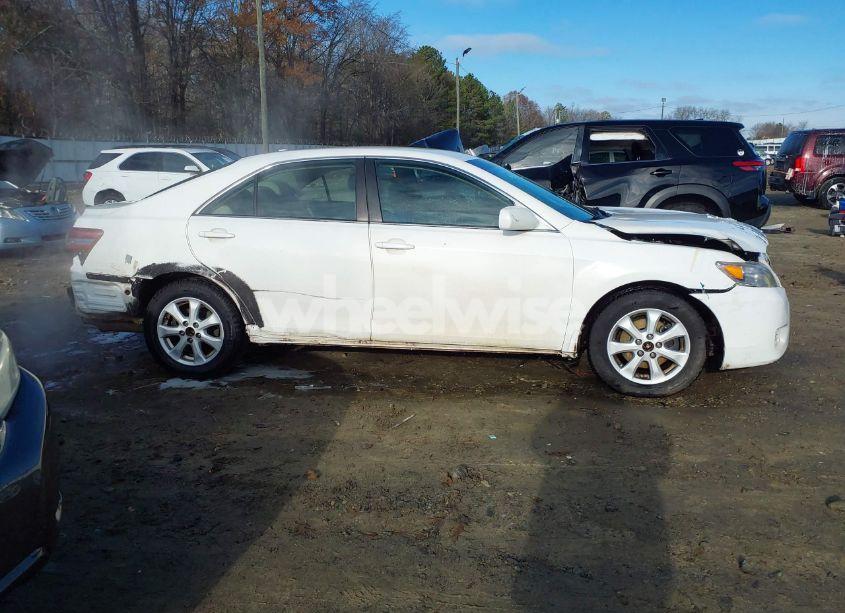 Photo 13 of 2010 Toyota Camry LE (VIN 4T1BF3EK0AU574185)