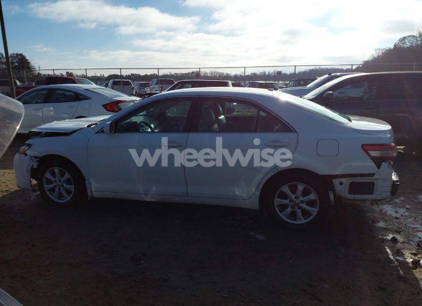 Photo 14 of 2010 Toyota Camry LE (VIN 4T1BF3EK0AU574185)