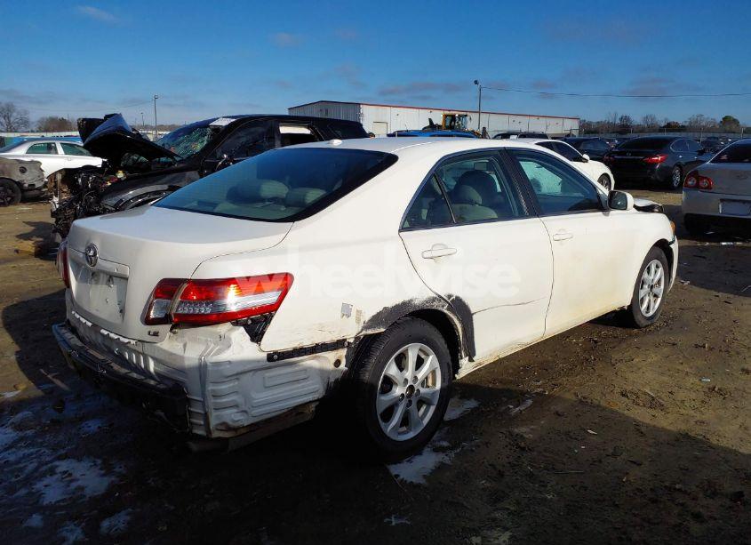 Photo 4 of 2010 Toyota Camry LE (VIN 4T1BF3EK0AU574185)