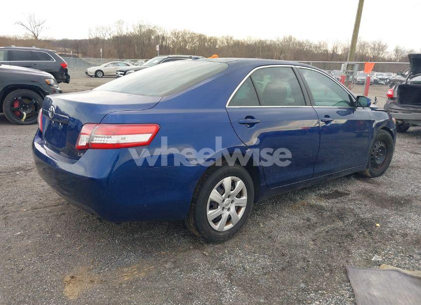 Photo 4 of 2010 Toyota Camry LE (VIN 4T1BF3EK0AU575272)