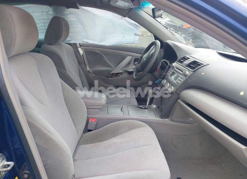 Photo 5 of 2010 Toyota Camry LE (VIN 4T1BF3EK0AU575272)