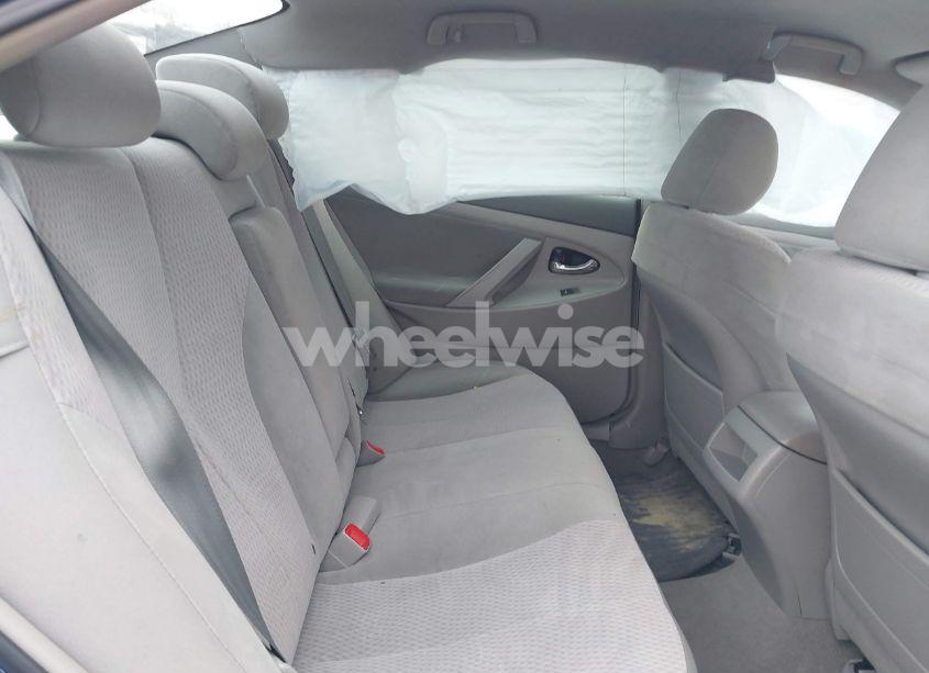 Photo 8 of 2010 Toyota Camry LE (VIN 4T1BF3EK0AU575272)