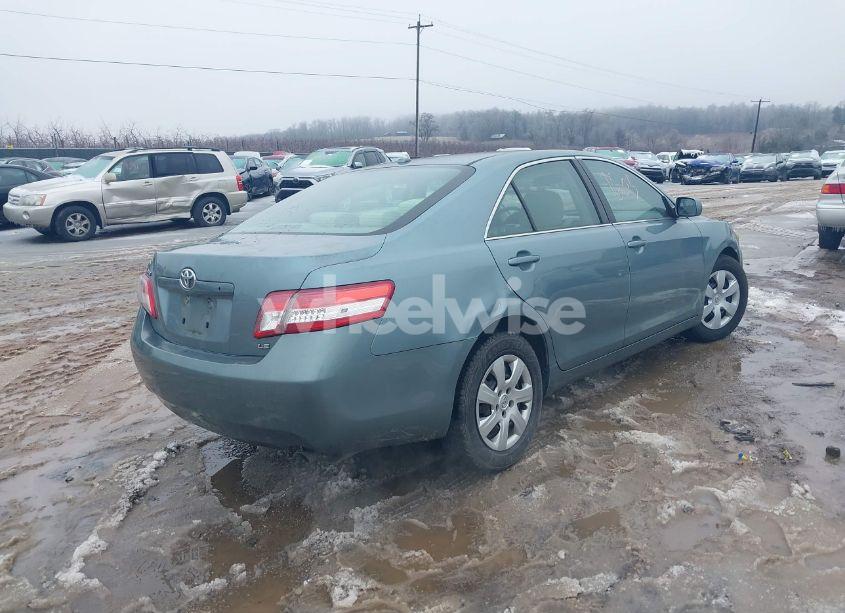 Photo 4 of 2010 Toyota Camry LE/SE/XLE (VIN 4T1BF3EK0AU579550)