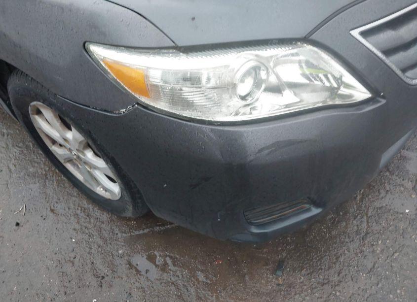 Photo 6 of 2011 Toyota Camry LE (VIN 4T1BF3EK0BU120018)