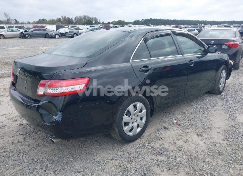 Photo 4 of 2011 Toyota Camry (VIN 4T1BF3EK0BU124733)