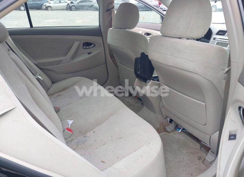 Photo 8 of 2011 Toyota Camry (VIN 4T1BF3EK0BU124733)