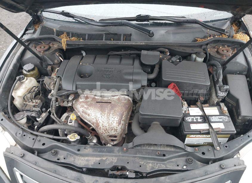 Photo 10 of 2011 Toyota Camry LE (VIN 4T1BF3EK0BU136641)