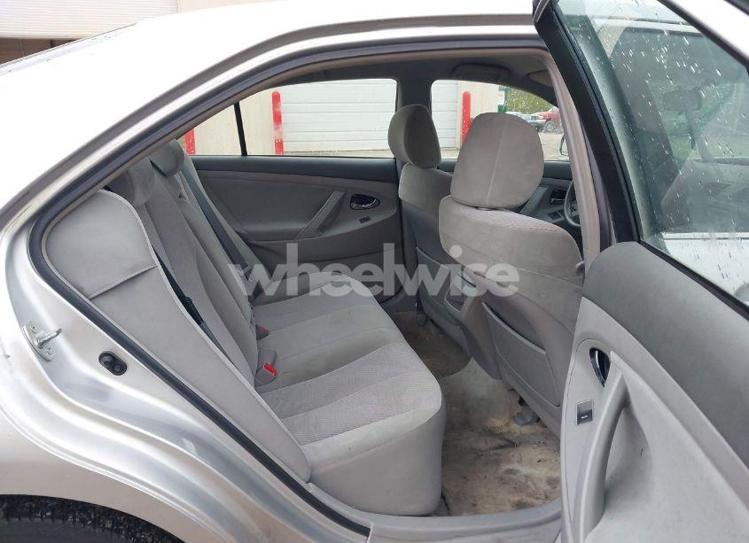 Photo 8 of 2011 Toyota Camry (VIN 4T1BF3EK0BU137188)