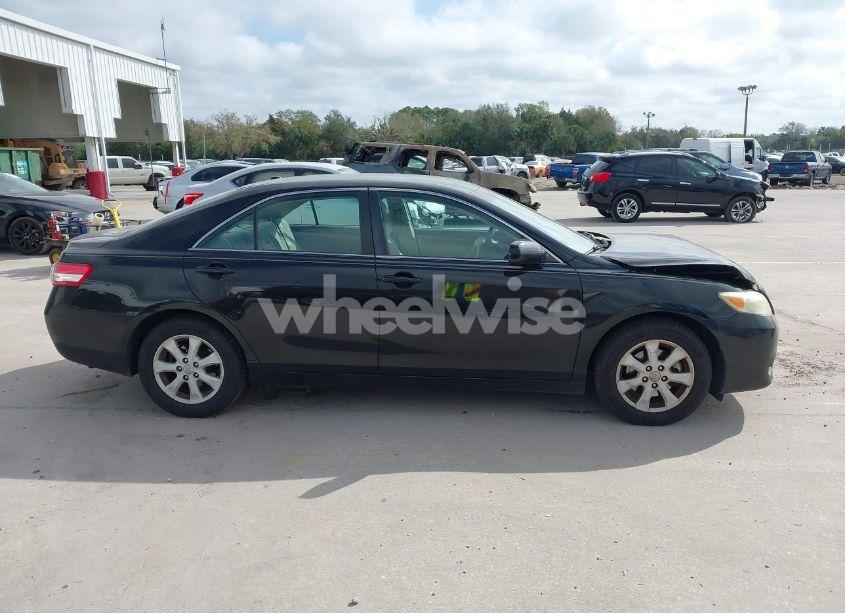 Photo 13 of 2011 Toyota Camry LE (VIN 4T1BF3EK0BU141323)
