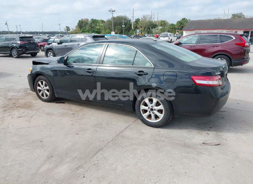 Photo 3 of 2011 Toyota Camry LE (VIN 4T1BF3EK0BU141323)