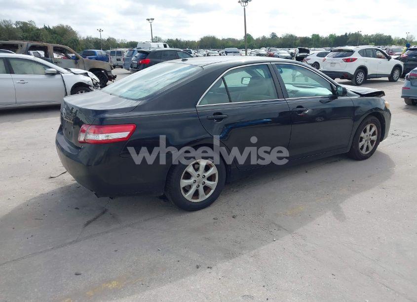 Photo 4 of 2011 Toyota Camry LE (VIN 4T1BF3EK0BU141323)