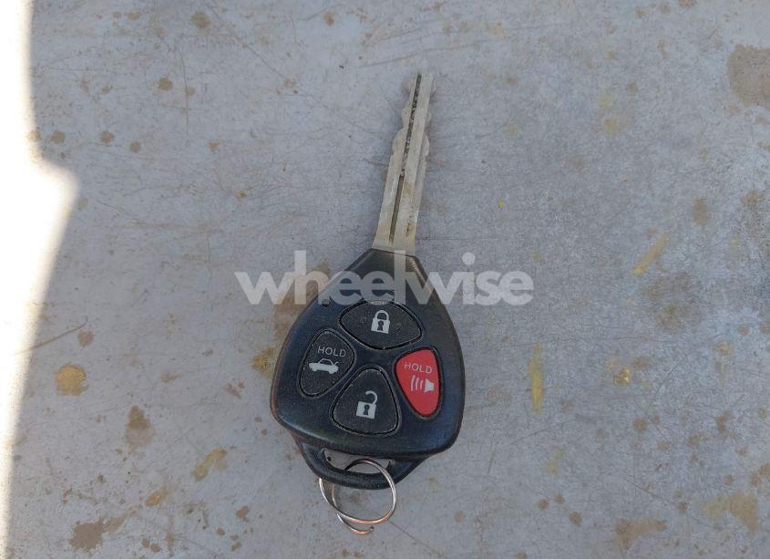 Photo 11 of 2011 Toyota Camry LE (VIN 4T1BF3EK0BU141547)