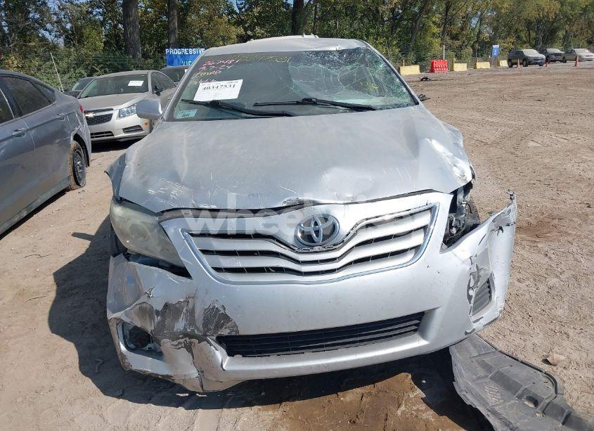 Photo 12 of 2011 Toyota Camry LE (VIN 4T1BF3EK0BU141547)