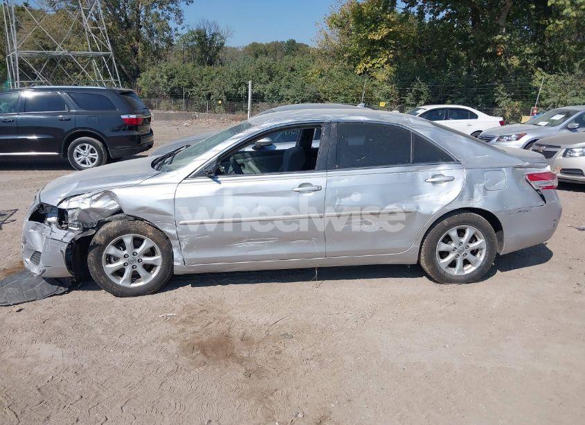 Photo 14 of 2011 Toyota Camry LE (VIN 4T1BF3EK0BU141547)