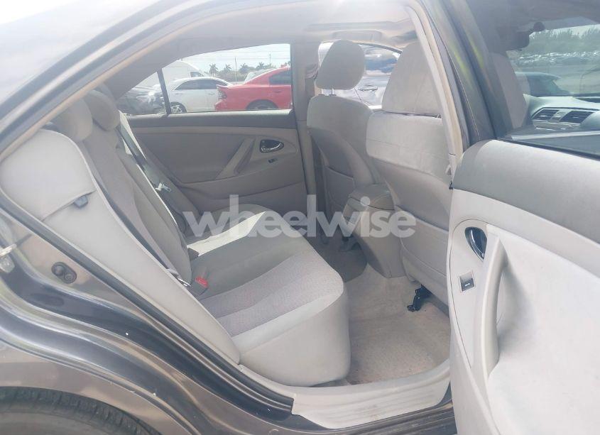 Photo 8 of 2011 Toyota Camry LE (VIN 4T1BF3EK0BU142259)