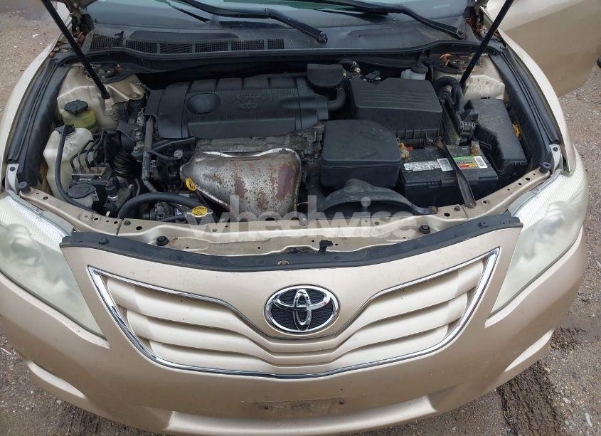 Photo 10 of 2011 Toyota Camry LE (VIN 4T1BF3EK0BU148014)