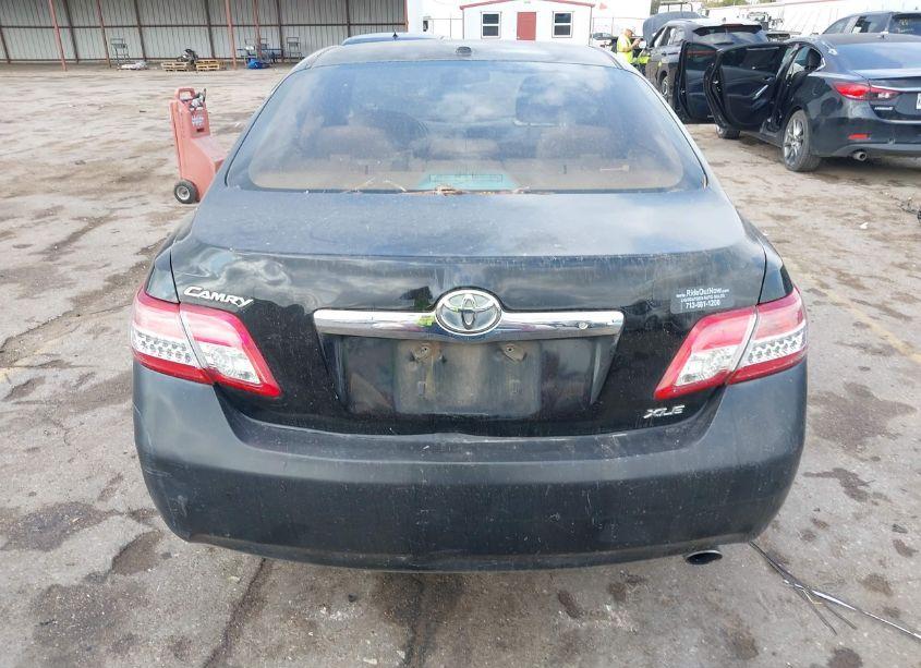 Photo 16 of 2011 Toyota Camry XLE (VIN 4T1BF3EK0BU148031)